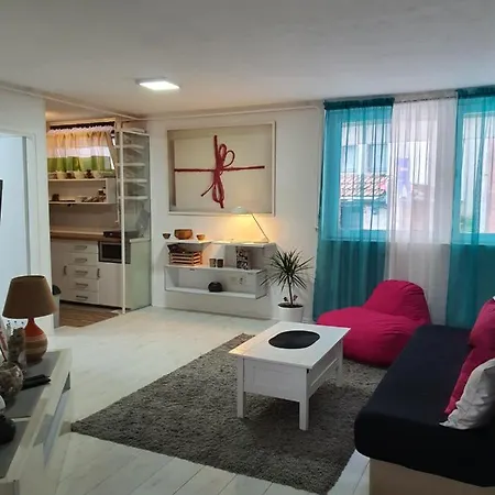 Studio Apartment Sarajevo Apartment *